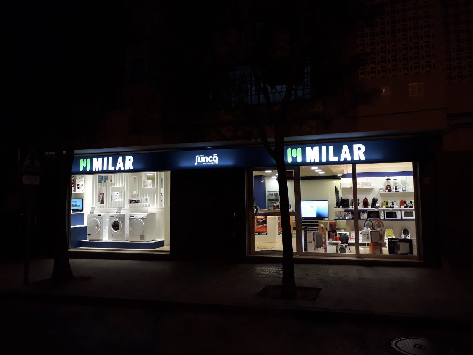 store-thumbnail