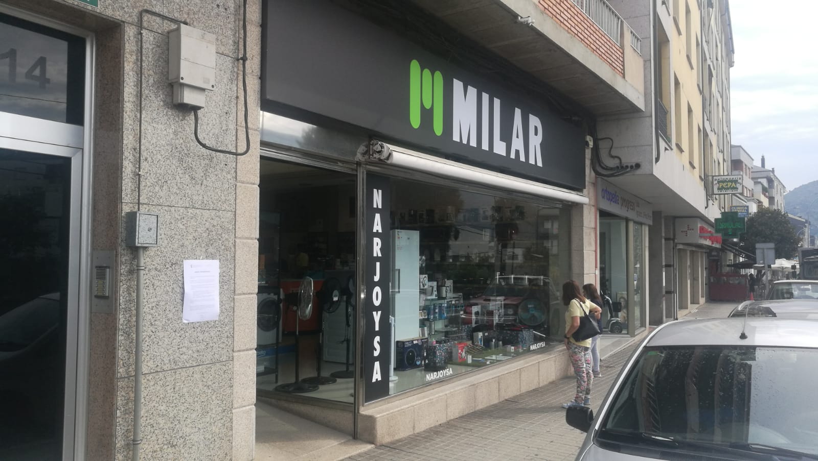store-thumbnail